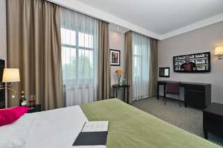 Отель Hotel Fado Spa & Restaurant Свидница Стандартный двухместный номер с 1 кроватью-16