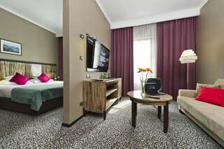 Отель Hotel Fado Spa & Restaurant Свидница Апартаменты с 1 спальней-2